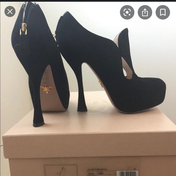 Gently worn Prada Black tear drop cut out bootie - Picture 2 of 9